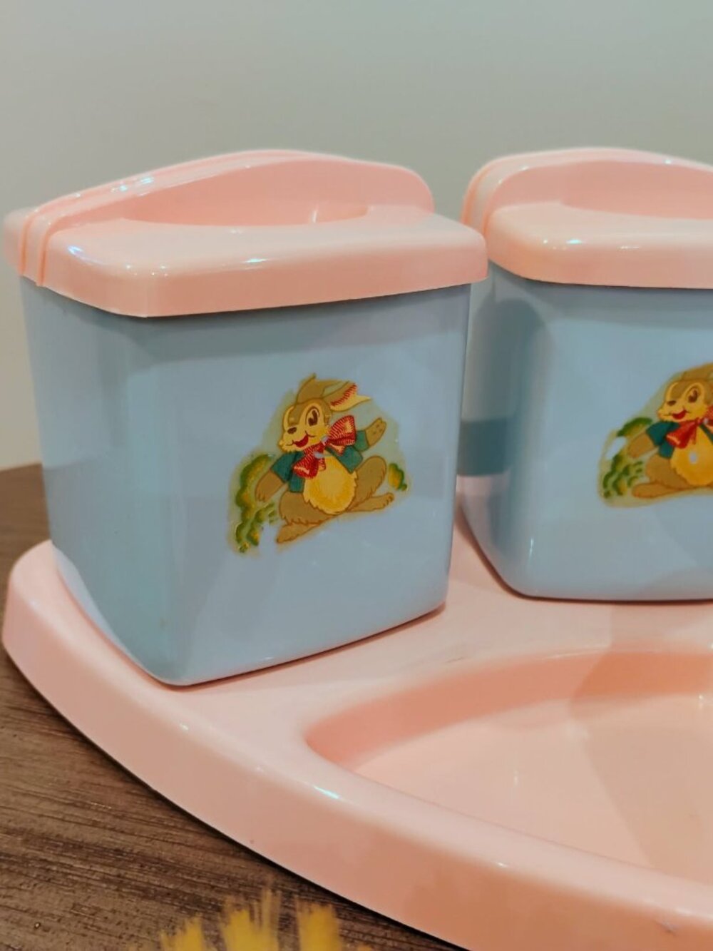 Vtg 70s Pink & Blue Doll Vanity Caddy - 12pc Set - Rare Bunny Sticker Motif - Picture 7 of 12